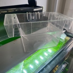 産卵ボックス　サテライト