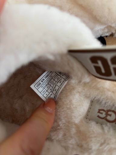 #UGG#コンフォートサンダル#ファーサンダル#23cm#23.5cm