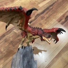 リオレウス　フィギュアの画像