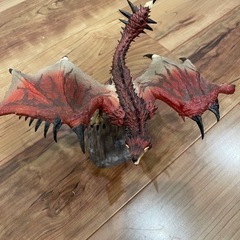 リオレウス　フィギュア