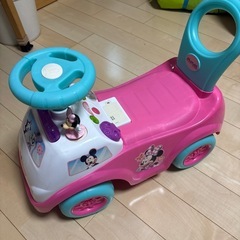 ミニーちゃん　車の画像