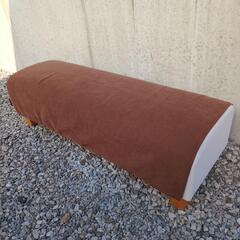 ベンチタイプ　スツール　三人掛けの画像