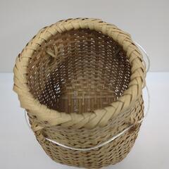 竹籠　竹かごの画像