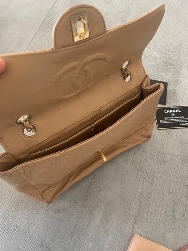 シャネルCHANELマトラッセ チェーンショルダーバッグ