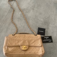 シャネルCHANELマトラッセ チェーンショルダーバッグ