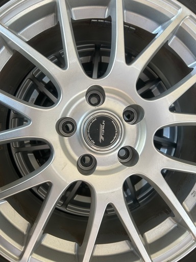 【取引中】スタッドレスタイヤホイールセット 225/65R17 RAV4で使用 