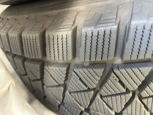 【取引中】スタッドレスタイヤホイールセット 225/65R17 RAV4で使用 