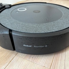 iRobot ルンバi3 ロボット掃除機（値段交渉可）の画像