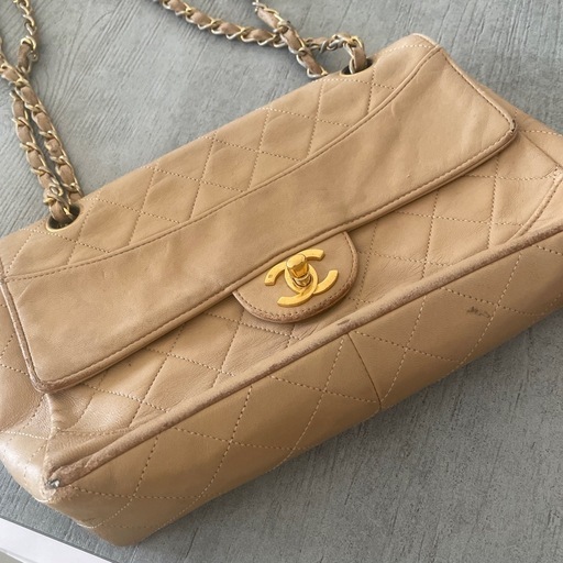 シャネルCHANELマトラッセ チェーンショルダーバッグ