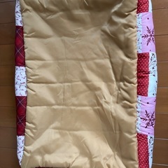 新品未使用のペット用ベッドの画像