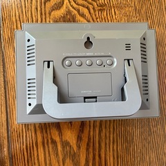 電波時計　デジタル時計の画像
