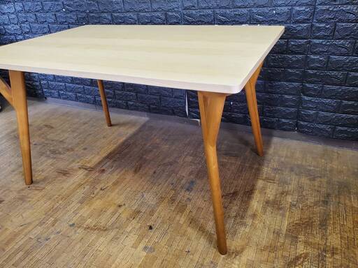 北欧デザイン ダイニングテーブル １２０㎝ ナチュラル×ウォルナット おしゃれテーブル①