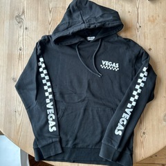 美品　
WEGO パーカー　黒　フード