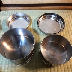 キャンプ用　鍋と皿の画像