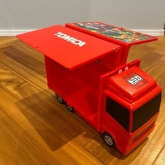 TOMICA 収納　トラックの画像