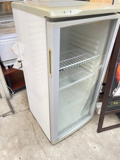 冷蔵庫　ガラス