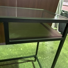 IKEA ラップトップテーブル, ブラック/ガラスの画像