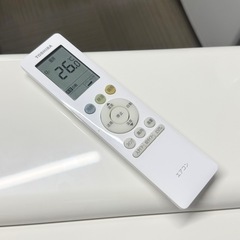 【超美品‼️】東芝 2021年製 ~12畳用エアコン 上下左右スイング 内部乾燥運転 100V/2.8kwの画像