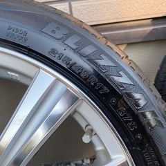 【引取先決定】TRD 17インチアルミホイール タイヤセット（215/45 R17）の画像