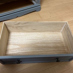 【即引取OK！】推し活にもぴったり 引き出し付本棚の画像