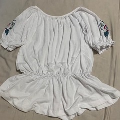 アヴァンリリィのチュニックの画像