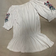 アヴァンリリィのチュニック