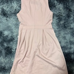 レディース ワンピース ピンクベージュ の画像