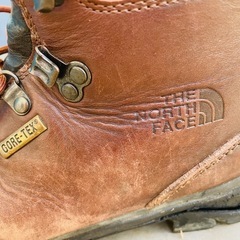 The North face のゴアテックス登山靴の画像