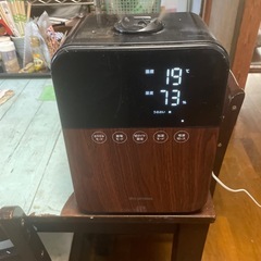 アイリスオーヤマ ハイブリッド加湿器 HDK-35