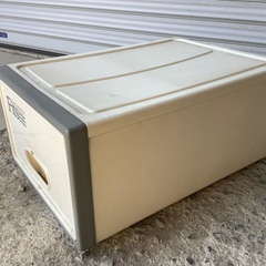 Fitsの収納ケース1つ　33×21×47cm ホワイト　グレーフレームの画像