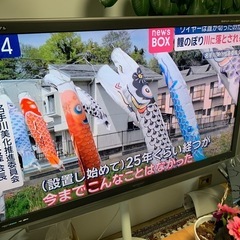 シャープ液晶テレビ　52インチ　　2008ねんの画像