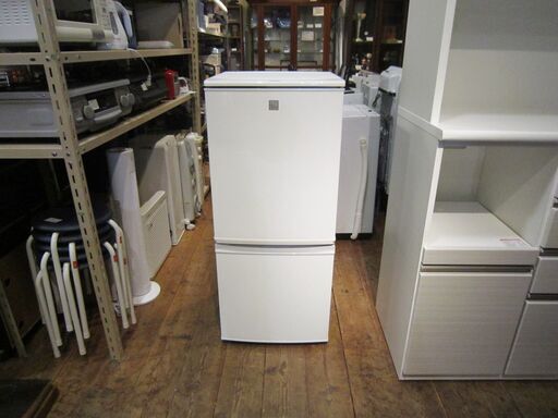 2018年製シャープ137L冷蔵庫