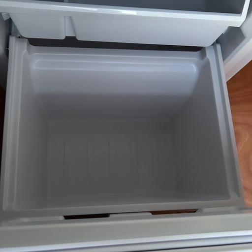 美品 アクア 冷蔵庫 205年製 137L