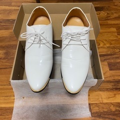 メンズシューズ　エナメルホワイト　結婚式　28cm