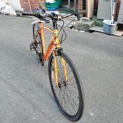 オレンジタイプクロスロードバイクの画像