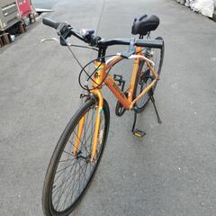 オレンジタイプクロスロードバイクの画像