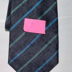 ネクタイ① 中古品 １本 100円の画像