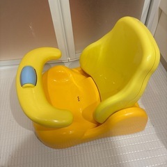 腰座りだした頃からお風呂イス
