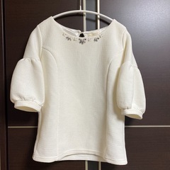 【BE RADIANCE】トップス