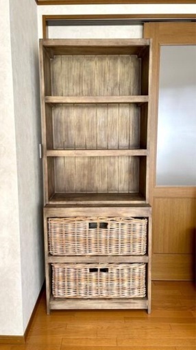 タンザニアデザイン アンティーク調収納家具（シンガポールThe Shophouse購入）