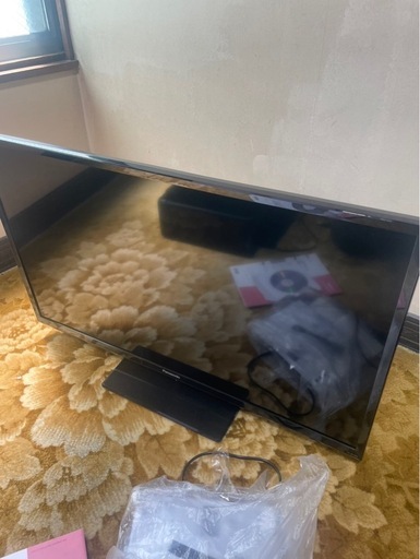 Panasonic　液晶テレビ　TH-32J300　32型　2024年製