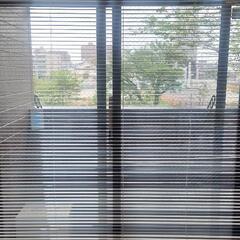 ブラインドカーテンの画像