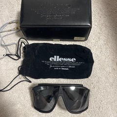 ellesseサングラス