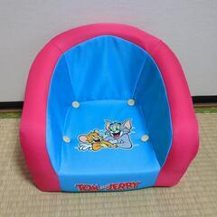 トムとジェリー、イスの画像