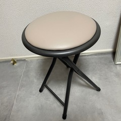 折りたたみチェアの画像