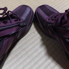 【新古】女性向け靴　24.0EEEE 〈価格応談〉の画像