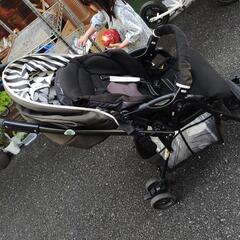 ベビーカー