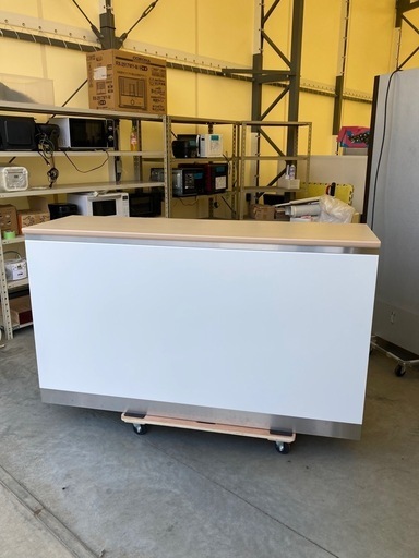 【OF-13】美品 okamura オカムラ ハイカウンター オープン書庫 受付カウンター 演台 定価15万 スチール インフォメーションカウンター　検)事務机　オフィス チェア　会議 椅子　ロッカー　ミーティングテーブル　応接ソファ 店舗 事務所 什器　書庫 本棚 ラック デスク スチール 美品多数 格安 【中古オフィス家具】