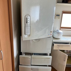 東芝冷蔵庫　GR-471k自動氷機能付