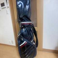 格安にてキャディバックお譲りします（ゼクシオ）